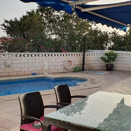 Villa Azul Callao Salvaje