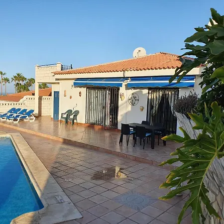 Villa Azul Callao Salvaje