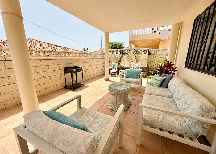Azul Villa