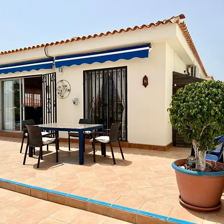 Azul Villa