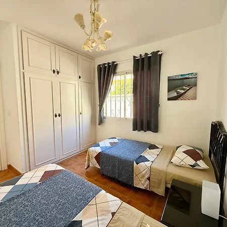 Azul Villa