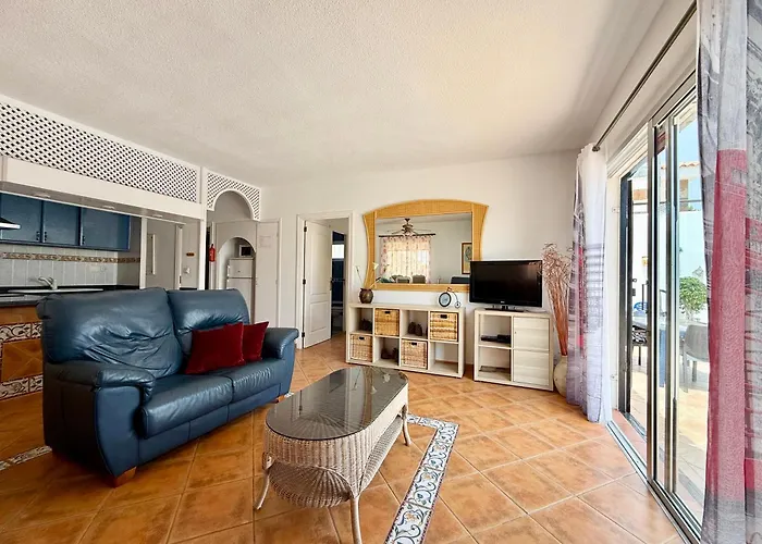 Azul Villa Callao Salvaje